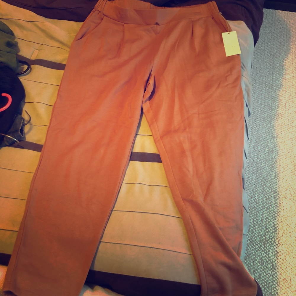 New with tags coral/ orange sweat pants